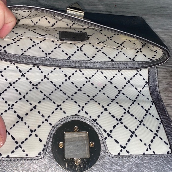 ๐๐ค KATE SPADE clutch metallic silver. EUC ๐ค๐ - Picture 15 of 16